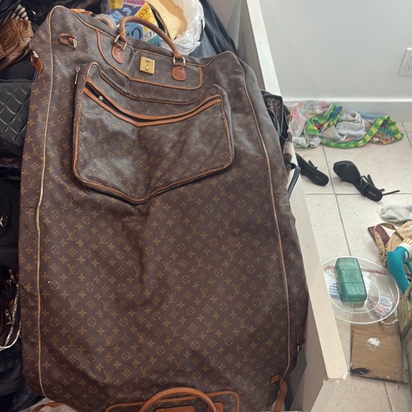 Luxury Brown Travel Bag - Picture 1 of 5